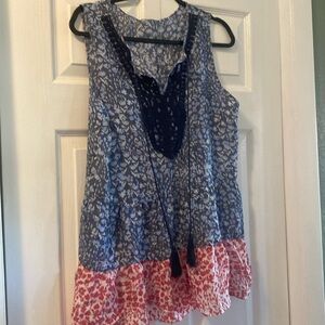 Wrangler size M. Sheer top